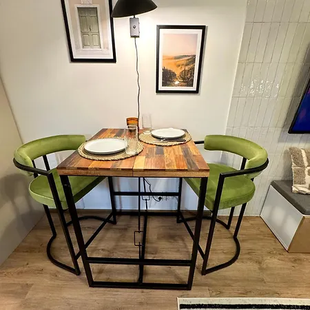 Vinoloft Boutique - Weinberge - Parkplatz & Netflix Apartment